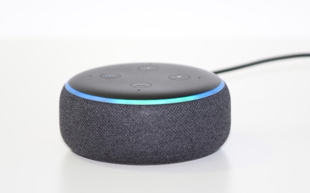Ofrece Alexa+ asistente modo adultos