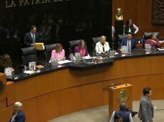 Inicia discusión del Plan B 