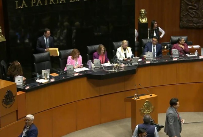 Inicia discusión del Plan B 