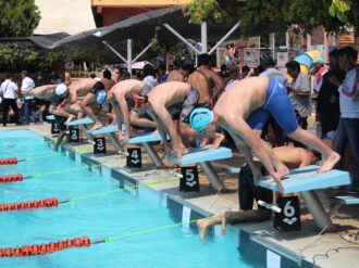 Ganan zacatecanos 16 medallas en pruebas de natación en la Espartaqueada Deportiva