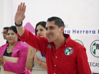 Carlos Peña exige al Gobierno atender crisis agrícola 