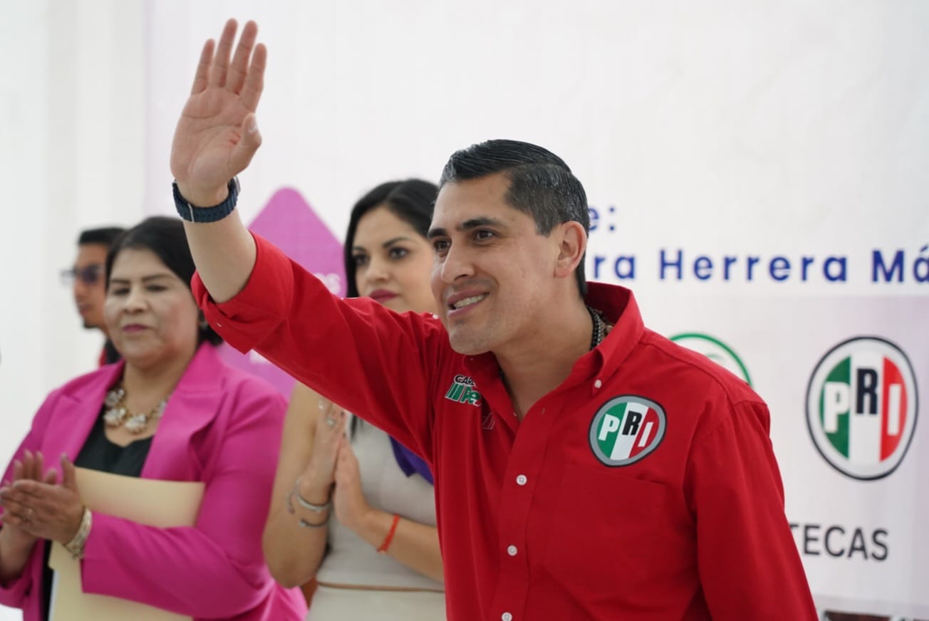Carlos Peña exige al Gobierno atender crisis agrícola 