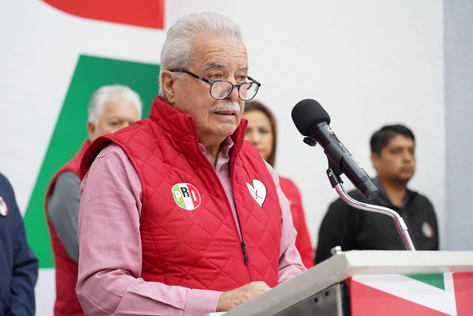 «El PRI no excluye a nadie»: Pepe Olvera aclara situación de Fito Bonilla