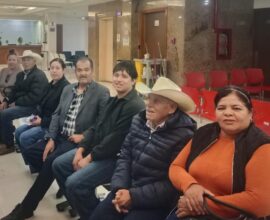 Más ciudadanos de Nieves recuperan la vista tras cirugías de ojos 