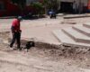 Supervisan avances en la rehabilitación de la plaza de «La Villita»