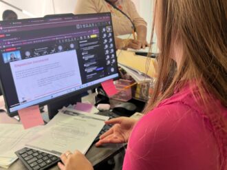Capacitan a funcionarios en materia de archivos de concentración