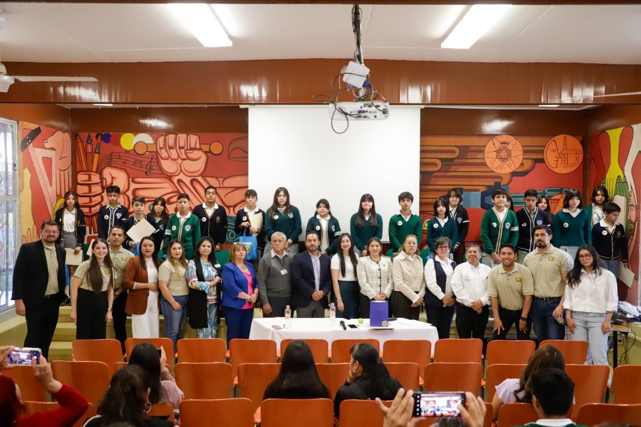 Fomenta Fresnillo el dominio del inglés con el concurso «Spelling Bee 2026»