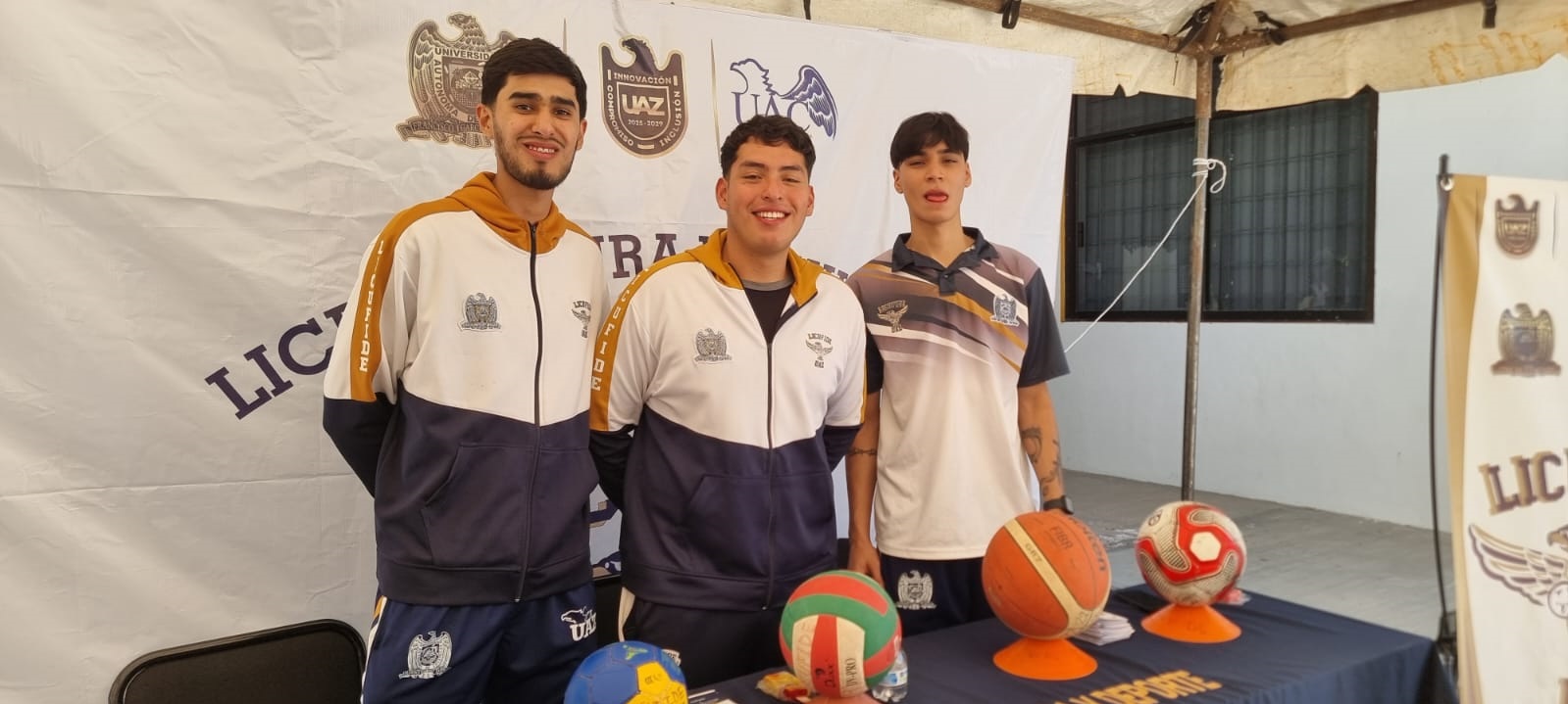 Recibe Campus Jalpa de la UAZ a cientos de jóvenes en su Feria Vocacional 2026