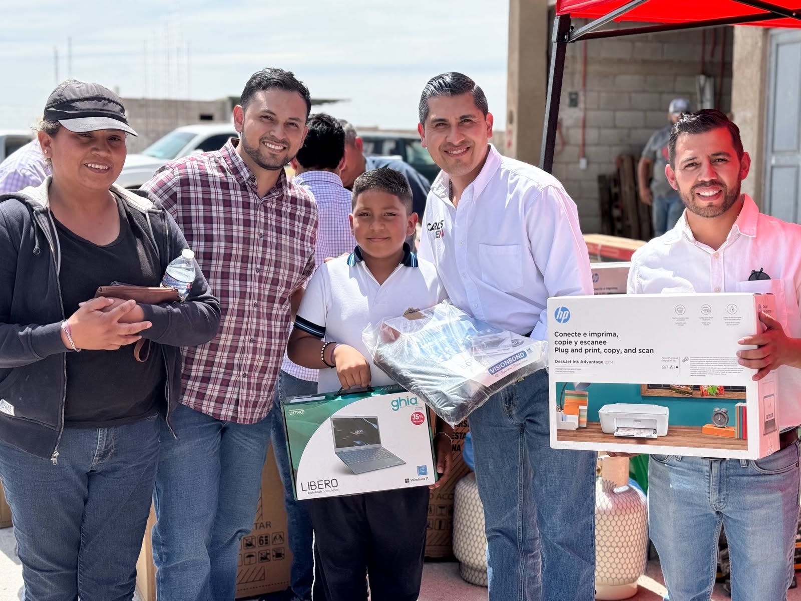 Refuerza PRI entrega de apoyos en cuatro municipios