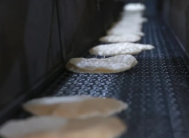 Chocan  tortilleros y Gobierno 