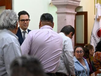 Analizan aumentos de tarifas de transporte