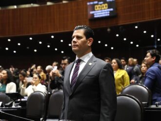 Propone MAR cárcel directa y sin beneficios a agresores de menores 