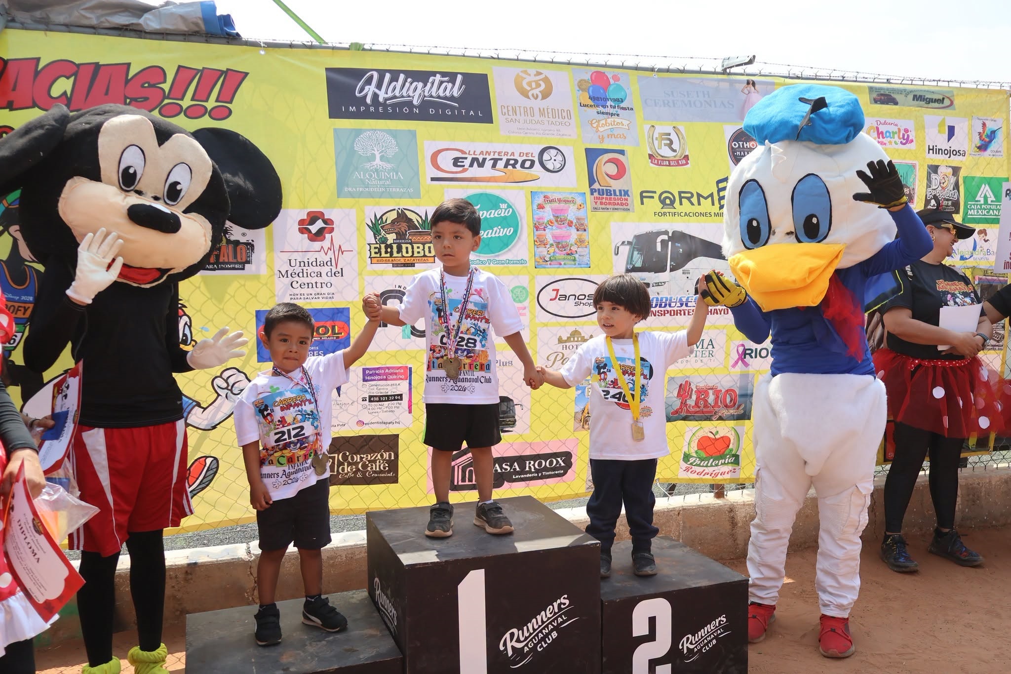 Realizan la sexta edición de la carrera «Runners Aguanaval»