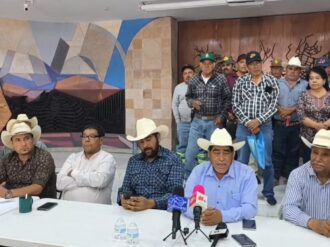 Campesinos frijoleros amenazan con bloquear las vías del tren en Zacatecas 