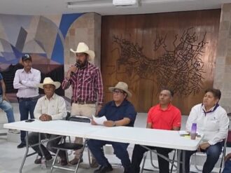 Acopiará frijol Tere Jiménez; exigen juicio político contra David Monreal