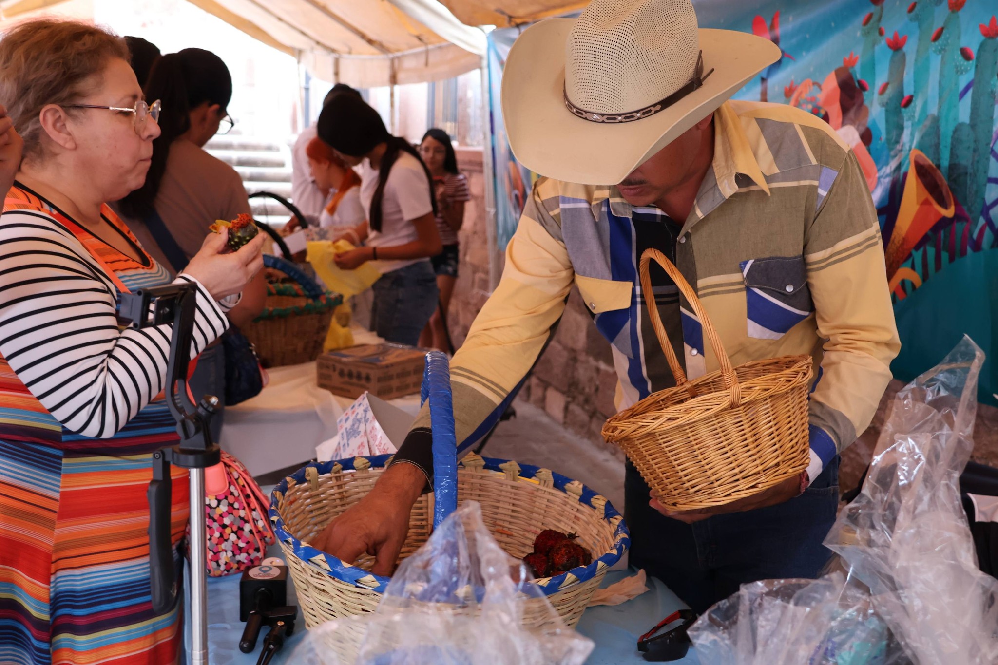 Jalpa conquista la capital con el sabor de la pitaya