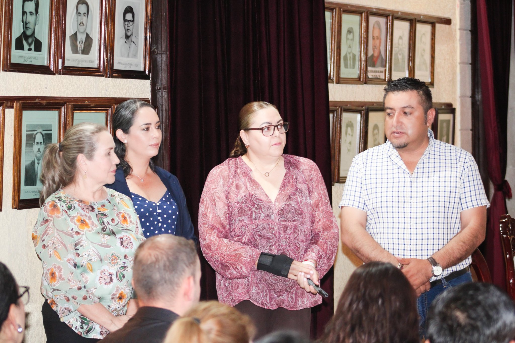Capacitan a funcionarios de Monte Escobedo para prevenir la violencia política de género