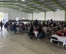 Festejan a maestras y maestros de Pánuco en su día 
