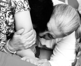 Obispo de Zacatecas se reúne con madres buscadoras 