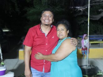 Viven una tarde de fiesta y apapacho madrecitas de Villa de Cos