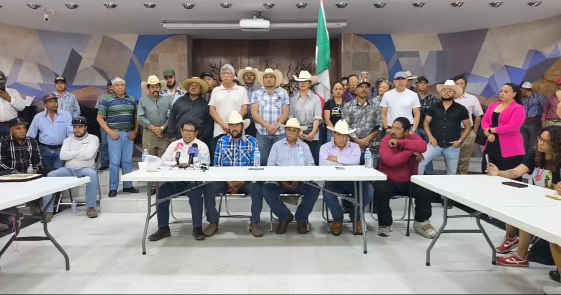 Campesinos emplazan a autoridades a reunión en el Congreso