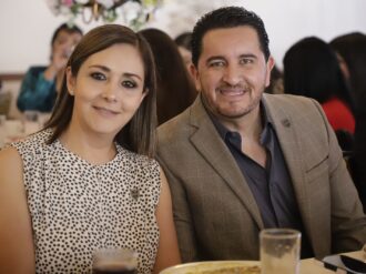 Reconoce Javier Torres labor de las madres trabajadoras del ayuntamiento 