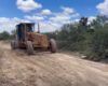 Sigue rehabilitación de caminos rurales en Villa de Cos 
