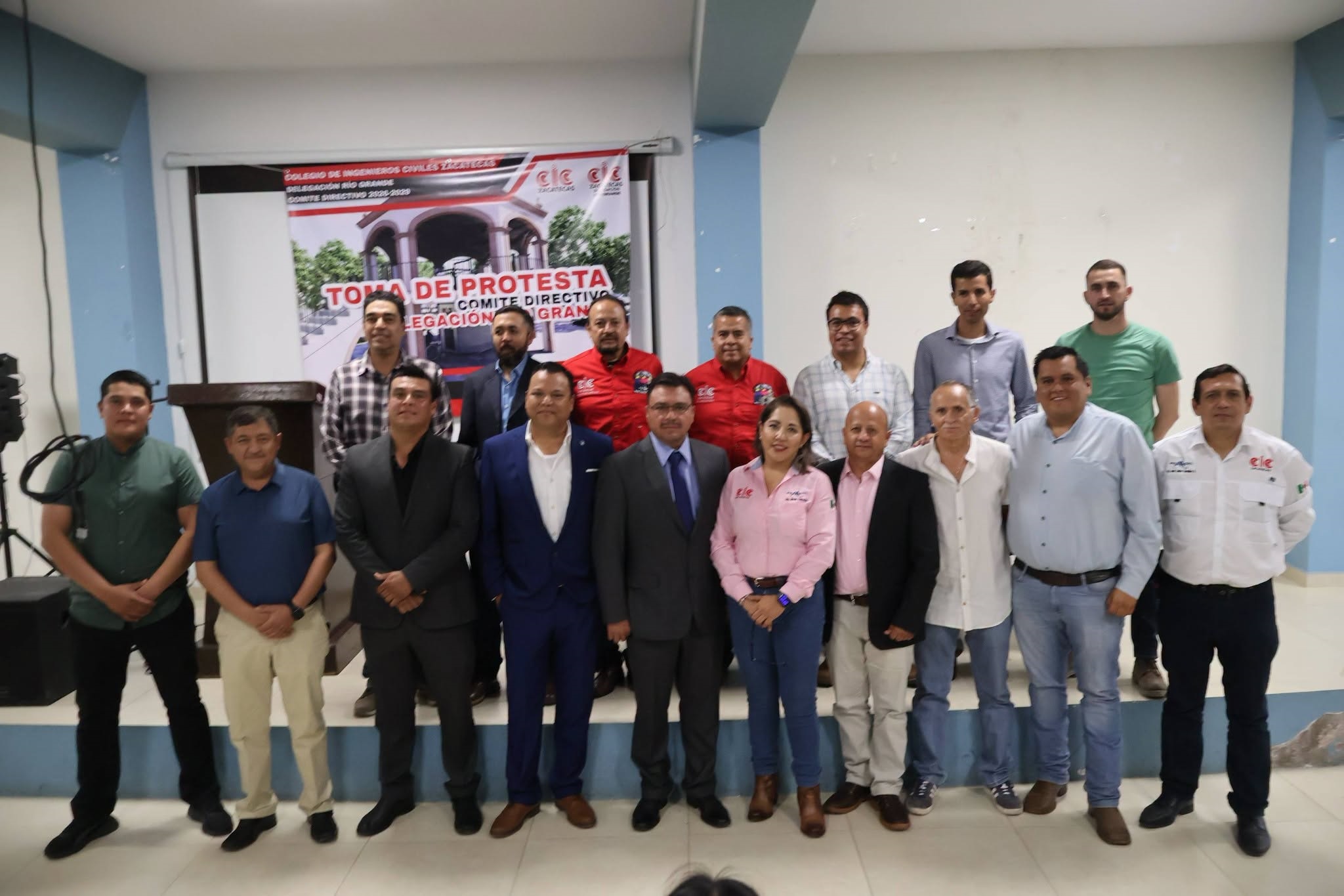 Renuevan dirigencia del Colegio de Ingenieros Civiles en Río Grande