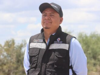 Supervisa Pier Michel Ríos avance del nuevo camino artesanal en Vicente Guerrero