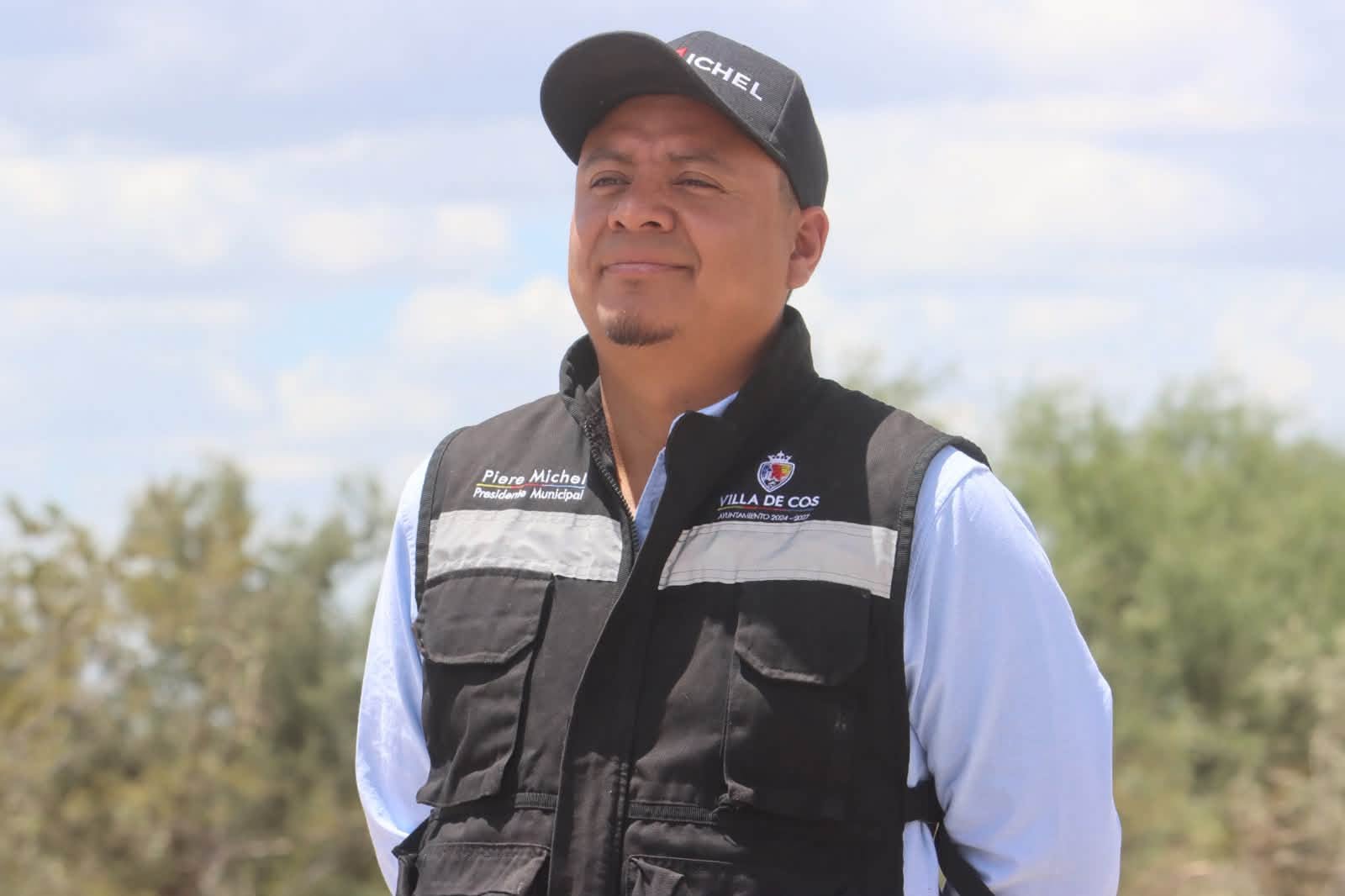 Supervisa Pier Michel Ríos avance del nuevo camino artesanal en Vicente Guerrero