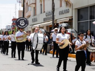 Llenan de música y autos clásicos las calles en la Feria de Fresnillo 2026