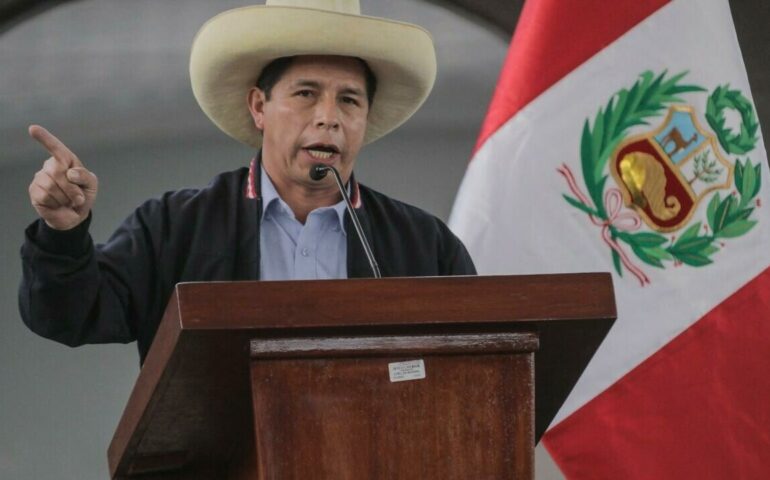 Se confirma la victoria de Pedro Castillo como presidente de Perú