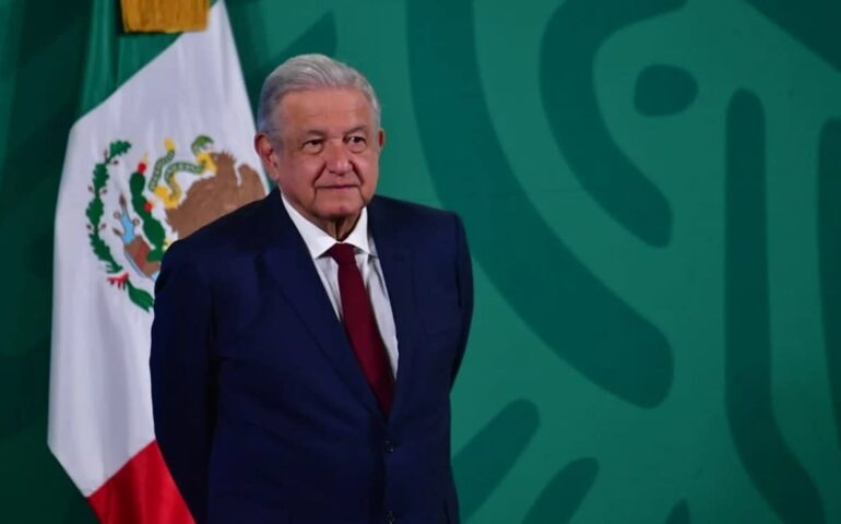 AMLO anuncia nuevos contenidos educativos humanistas