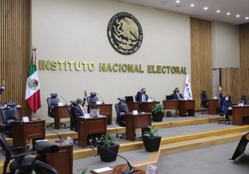 INE aprueba mil 738 mdp para la revocación de mandato