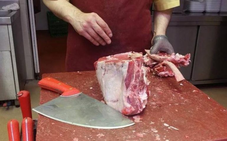 Gran Bretaña abrirá 800 vacantes para carniceros