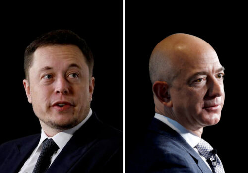 Bezos demanda a la NASA porque eligieron a Space X y no a su compañía