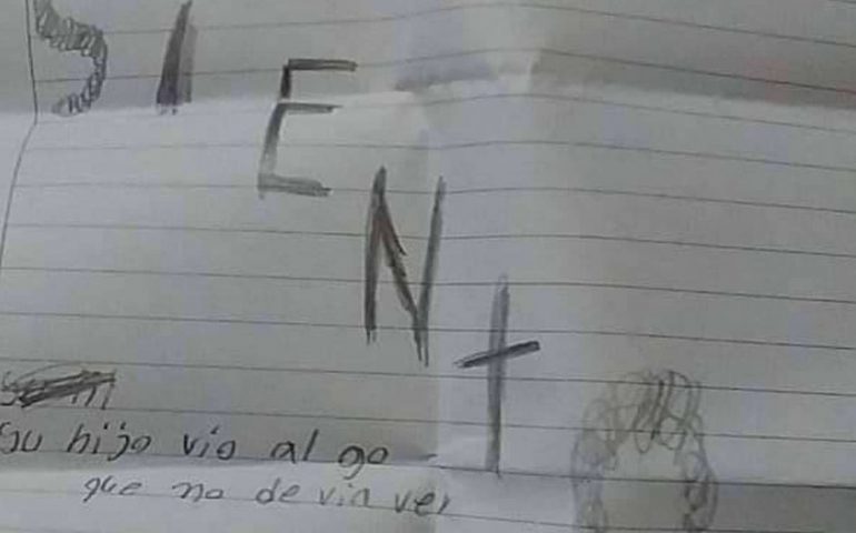 Extraña muerte de su hijo de 2 años tras misteriosa carta