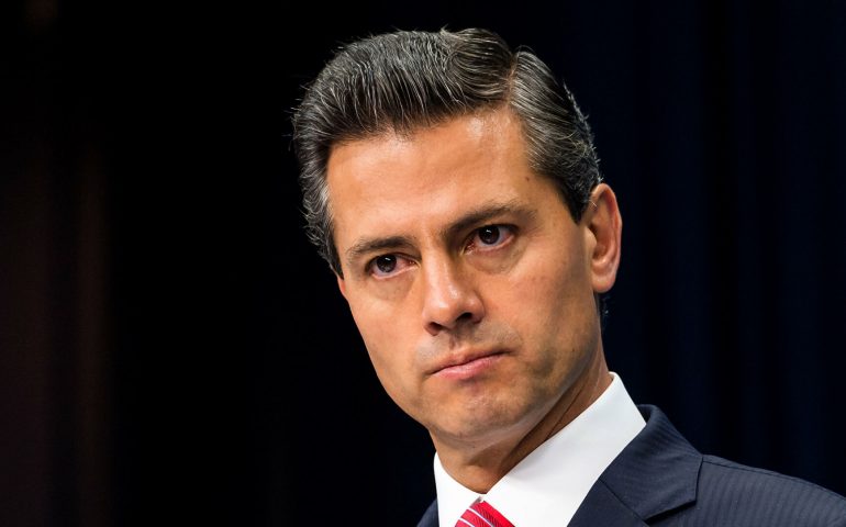 Peña Nieto con fuertes vínculos con el Narco y su intervención con Ayotzinapa