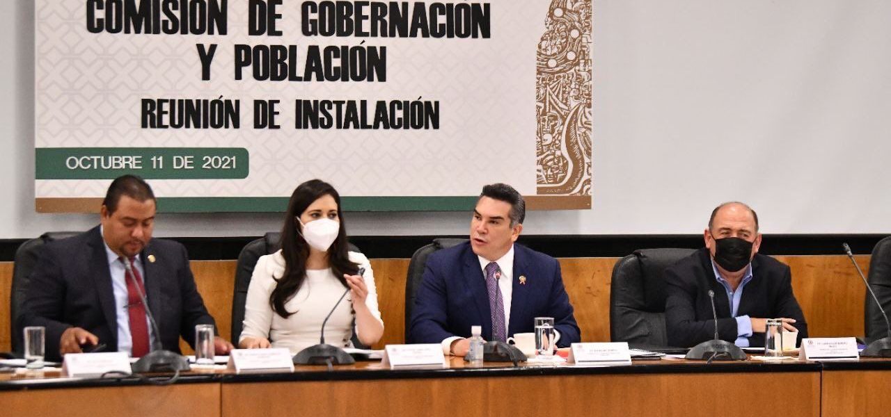OFRECE ALEJANDRO MORENO DIÁLOGO Y APERTURA EN LA COMISIÓN DE GOBERNACIÓN Y POBLACIÓN
