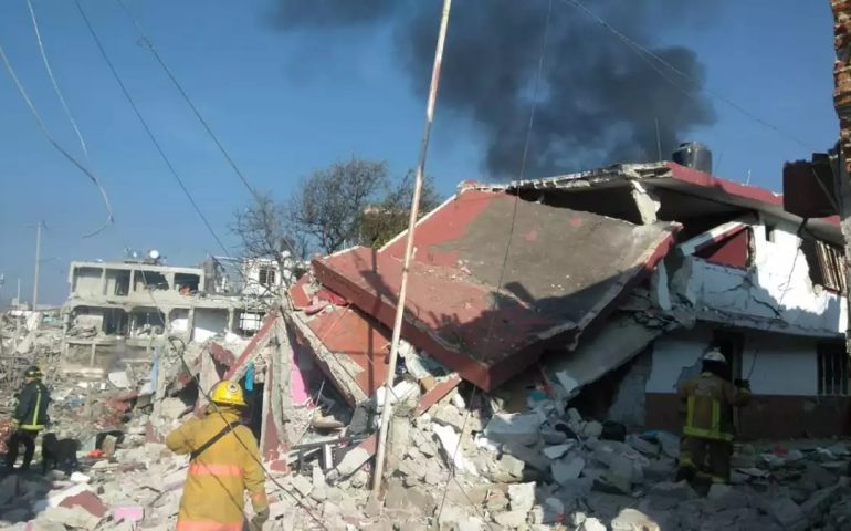 Se registra explosión tras toma clandestina de Pemex en Puebla