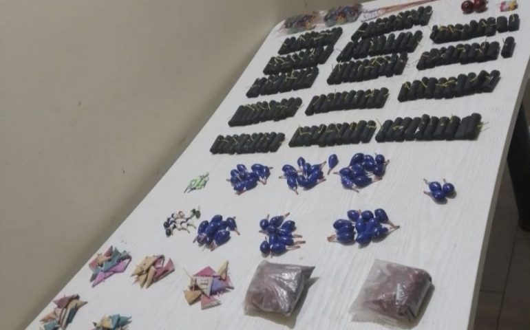 DECOMISAN PIROTECNIA EN JM