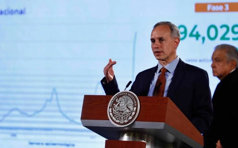 La pandemia podría llegar a su fin con Omicron, predice Gatell