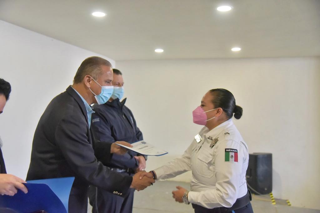 IMPARTEN CURSO DE DERECHOS HUMANOS A POLICÍAS DE JM