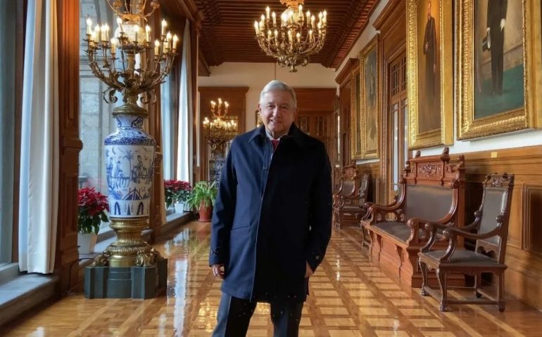 AMLO gana más de 1 mdp al mes y no el salario austero mencionado