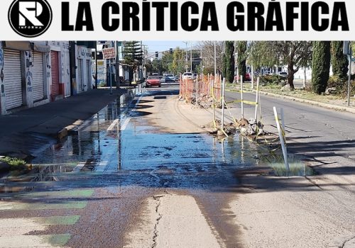 La Crítica Gráfica: Aguas negras desde hace dos meses