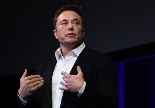 Musk advierte que deuda estadounidense es tres veces más grande que la economía del país