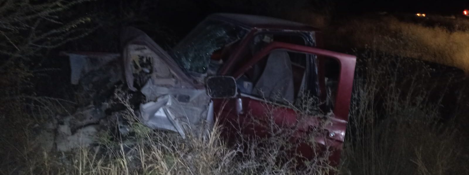 AL BORDE DE LA MUERTE AL CHOCAR DE FRENTE VS UN CAMIÓN