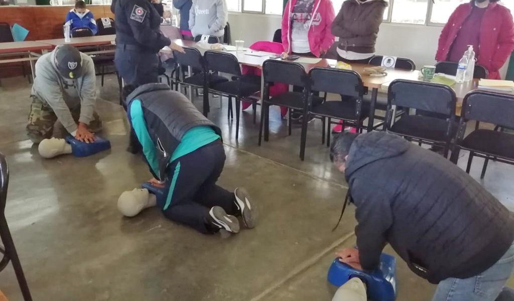 CAPACITA PROTECCIÓN CIVIL DE JM A ESTUDIANTES DE NIVEL MEDIO SUPERIOR