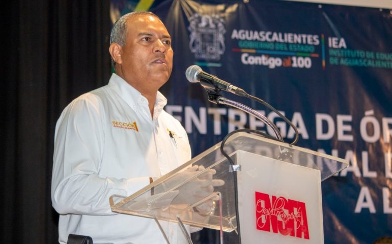 SNTE le contesta a Martín Orozco: “Las decisiones las toma esta dirigencia”