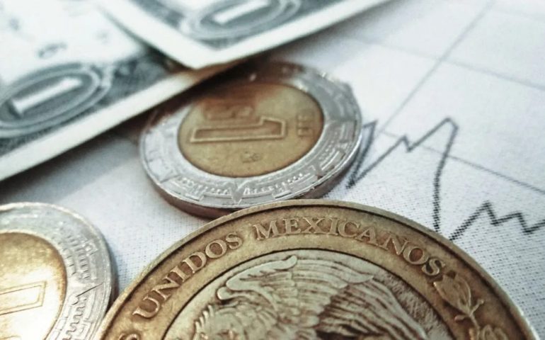 Pierde peso mexicano tras conflicto de Rusia vs Ucrania